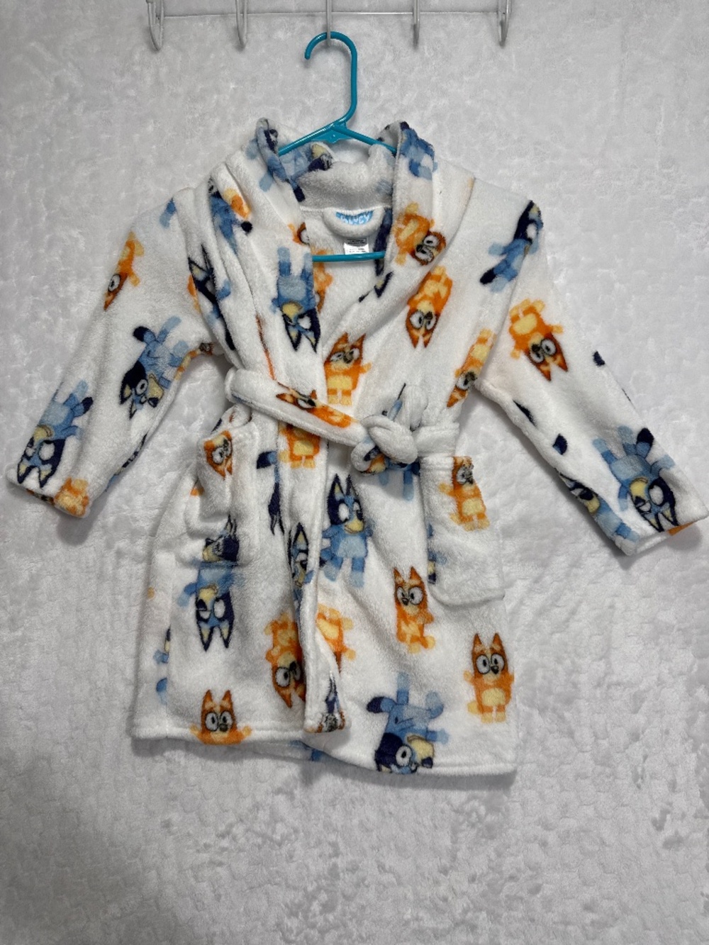 Bluey plush bathrobe Girls size 4T White Blue Yellow